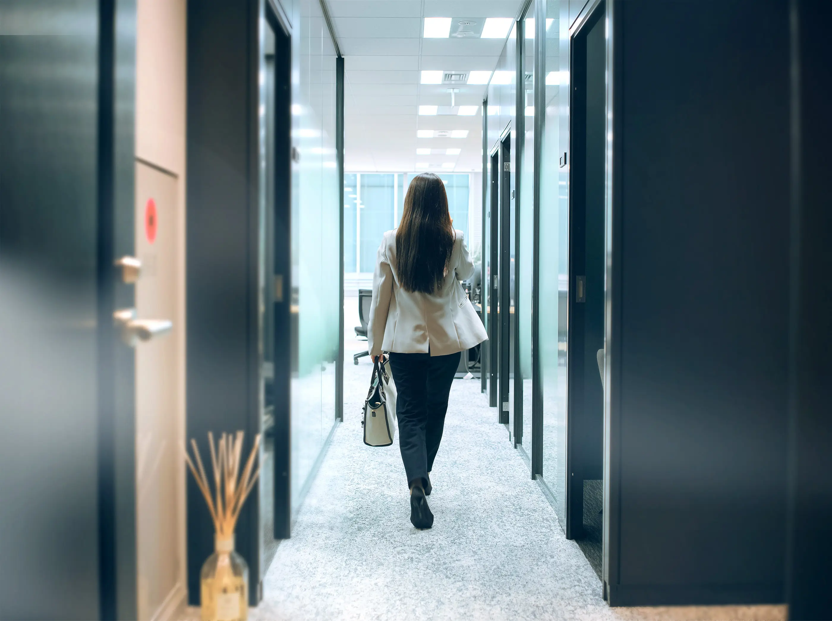 人財紹介事業「イマーシブ転職」